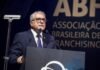 Christino Áureo vence Prêmio Destaque Franchising 2022 Presidente da FREVEC, deputado ressaltou a força do setor de franquias brasileiro