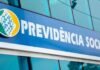 Aposentados e pensionistas do INSS poderão receber 14º salário ainda este ano