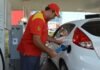 Petrobras reduz preço da gasolina pela segunda vez seguida a partir de sexta-feira