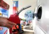 Preço da gasolina nos postos volta a subir após 15 semanas