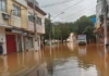 Rio Pomba começa a recuar em Pádua