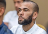 Daniel Alves é formalmente acusado pela Justiça da Espanha e vira réu; defesa diz que não vai recorrer