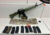 Homem é preso com fuzil, carregadores e centenas de munições na BR-101